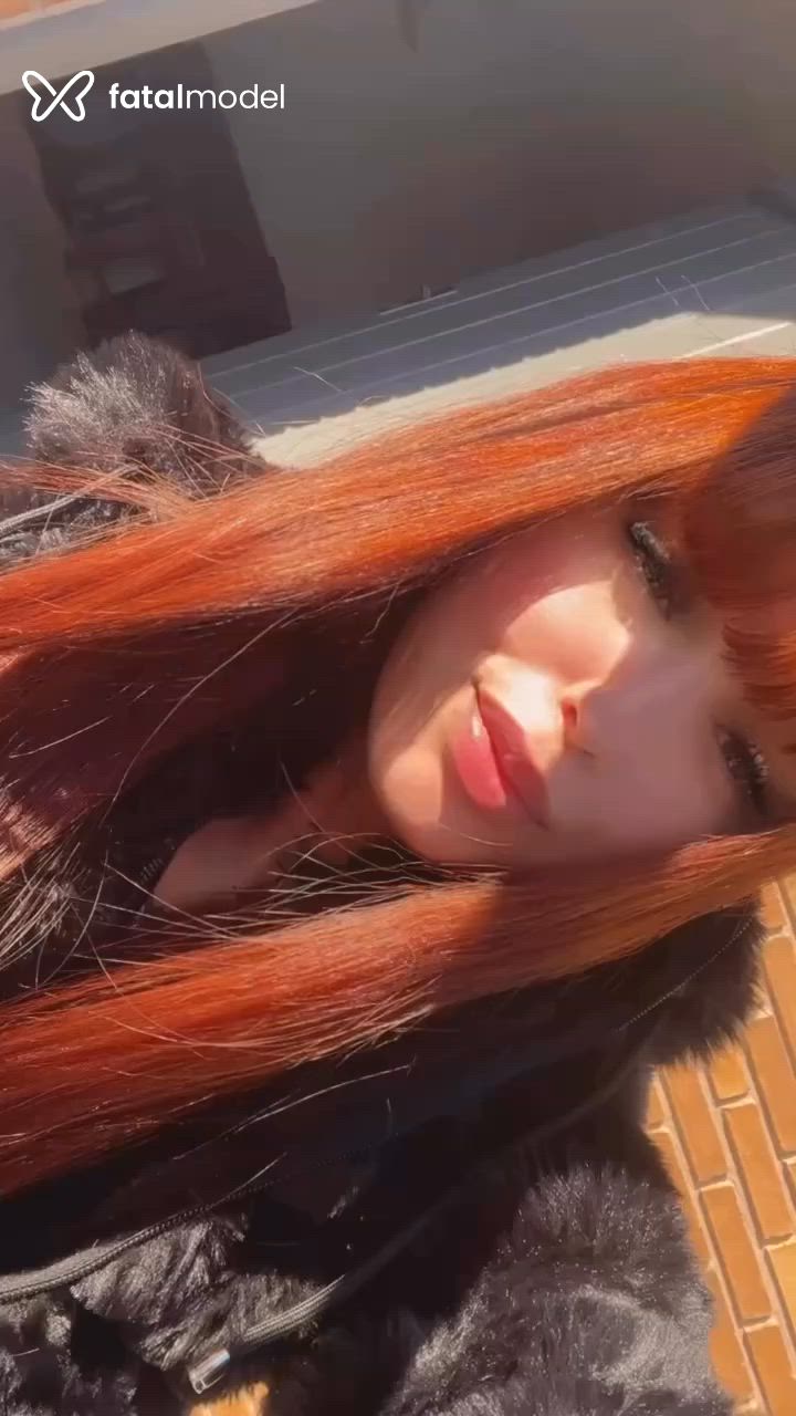 Acompanhante mulher ruiva (o) de olhos verdes - Angel Acompanhante mulher ruiva (o) de olhos verdes - Angel
