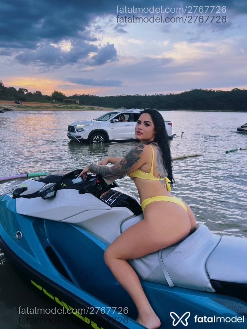 Acompanhante mulher morena (o) de olhos castanhos - Larissa Carvalho Acompanhante mulher morena (o) de olhos castanhos - Larissa Carvalho