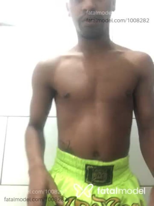 Acompanhante homem morena (o) de olhos castanhos em Governador Valadares Acompanhante homem morena (o) de olhos castanhos em Governador Valadares - Higor Rui