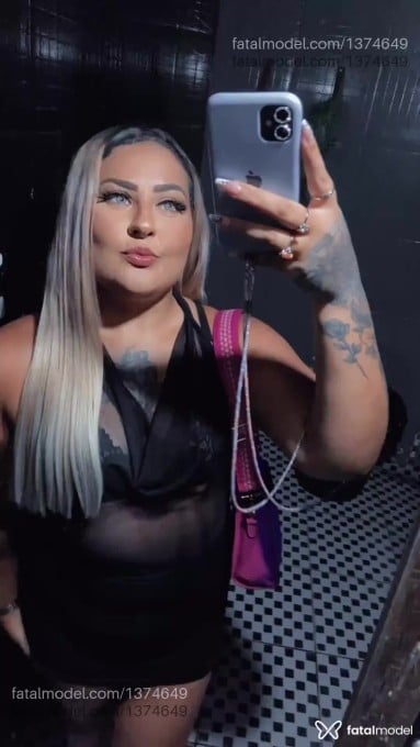 Acompanhante mulher loira (o) de olhos verdes em Barra do Piraí - Babalu