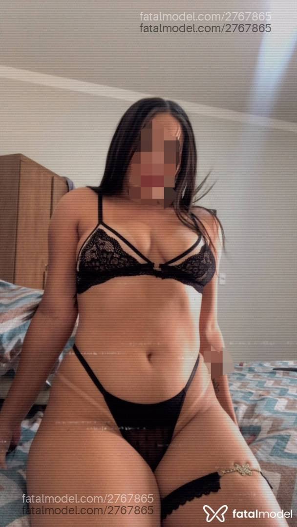 Acompanhante mulher com cabelo castanho de olhos pretos em Jaboticabal Acompanhante mulher com cabelo castanho de olhos pretos em Jaboticabal - Eduarda