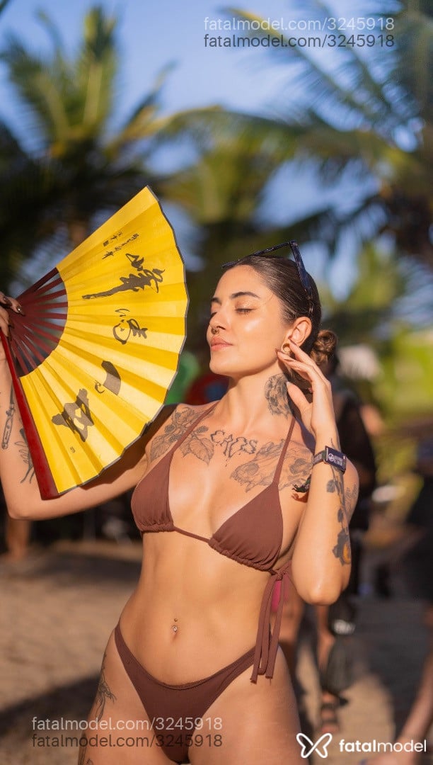 Acompanhante mulher morena (o) de olhos castanhos em Rio de Janeiro - Elise Amato