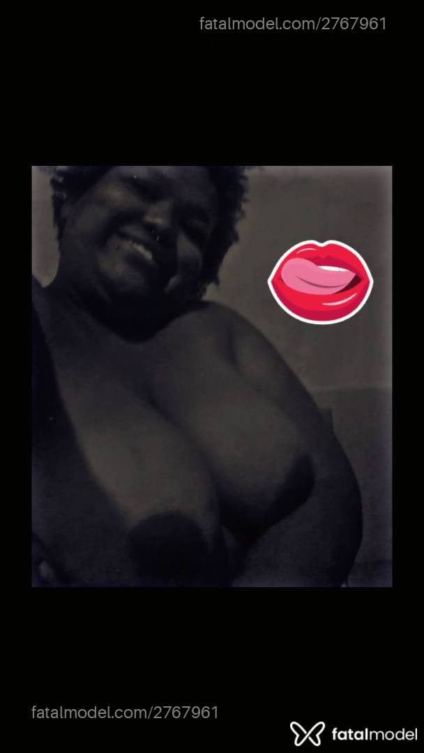 Acompanhante mulher com cabelo castanho de olhos pretos em Porto Alegre Acompanhante mulher com cabelo castanho de olhos pretos em Porto Alegre - Duquesa