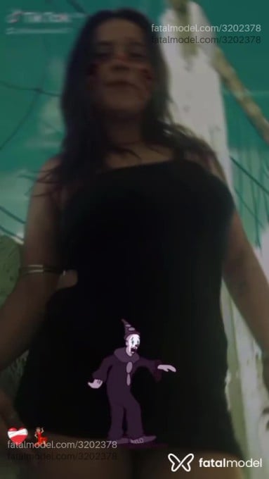 Acompanhante mulher com cabelo castanho de olhos castanhos em Belo Jardim Acompanhante mulher com cabelo castanho de olhos castanhos em Belo Jardim - Erika