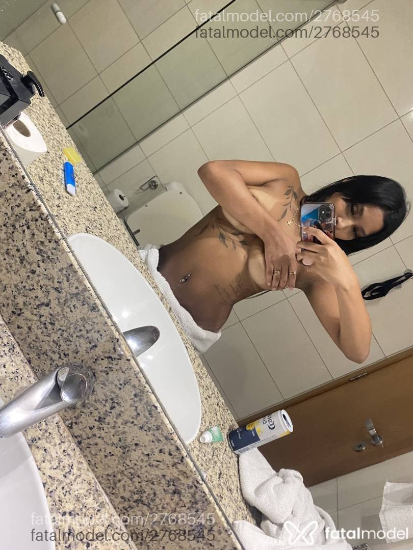 Acompanhante mulher morena (o) de olhos pretos em Manaus - Tainá