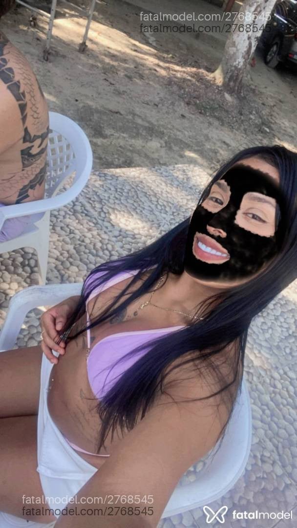 Acompanhante mulher morena (o) de olhos pretos - Tainá