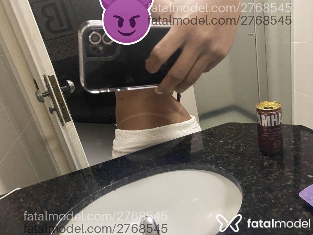 Acompanhante mulher morena (o) de olhos pretos em Manaus - Tainá
