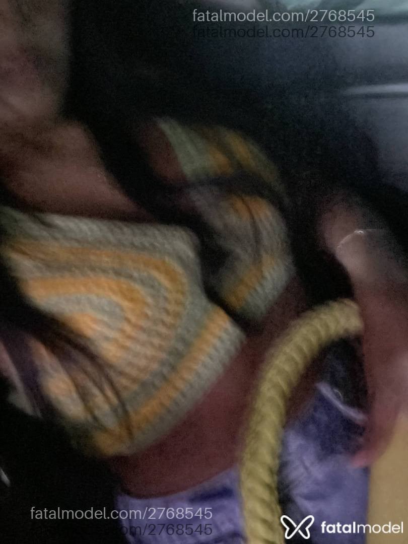 Acompanhante mulher morena (o) de olhos pretos em Manaus - Tainá