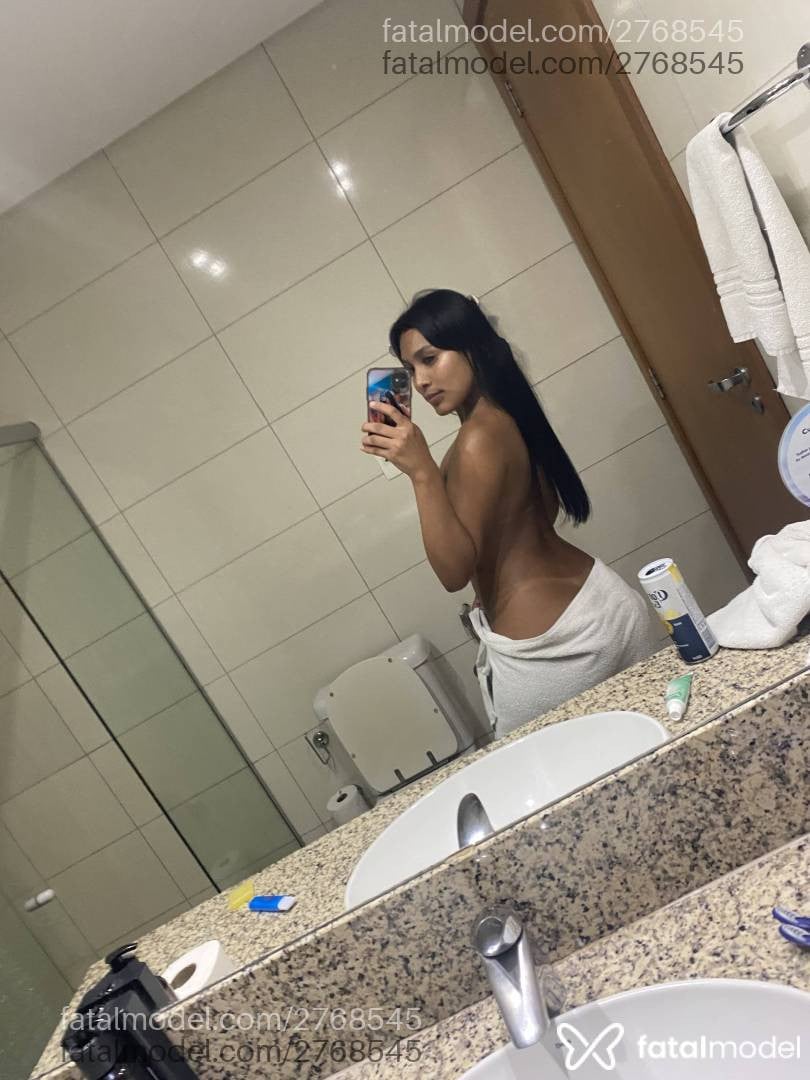 Acompanhante mulher morena (o) de olhos pretos em Manaus - Tainá
