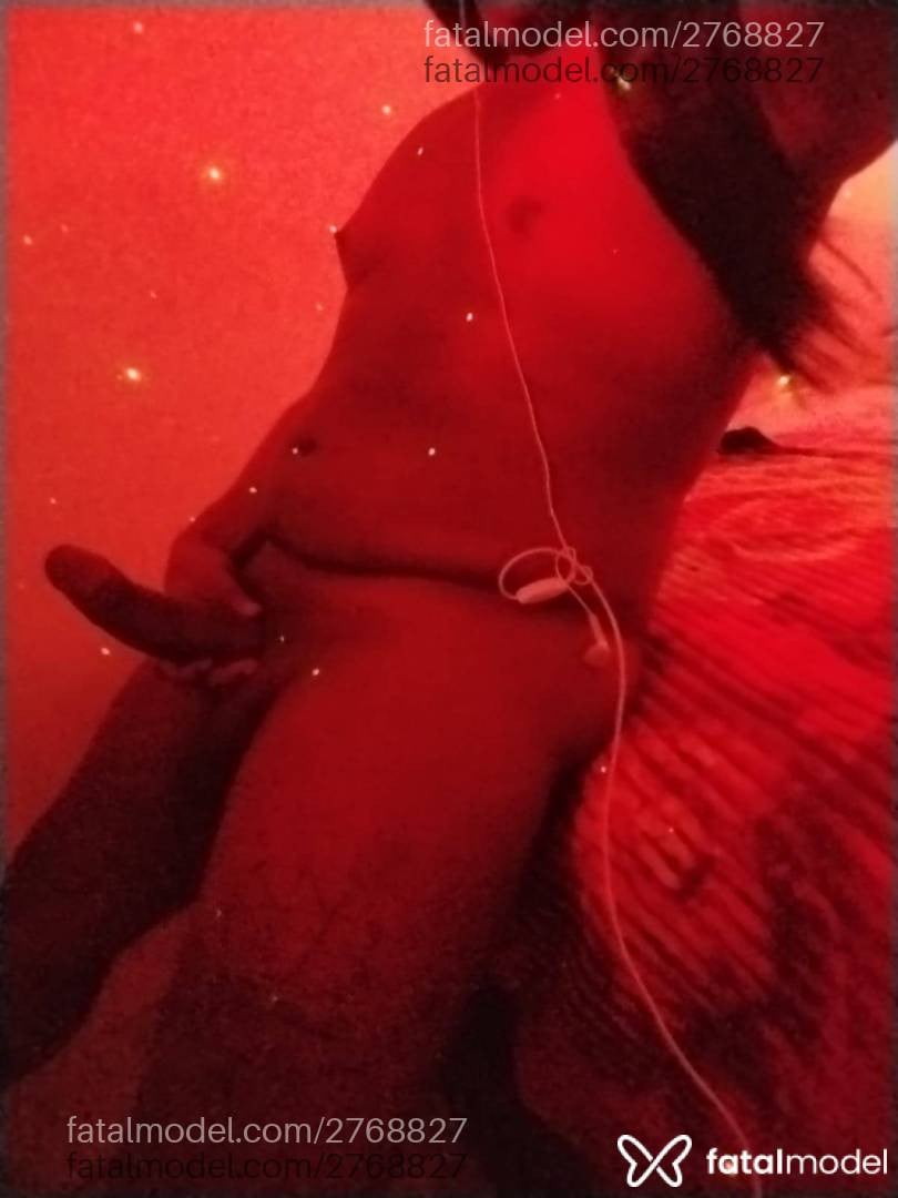 Acompanhante mulher trans morena (o) de olhos castanhos - Mansur Araújo