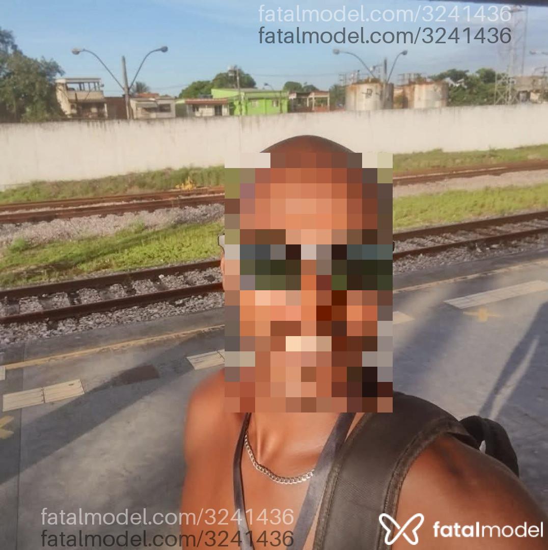 Acompanhante homem sem cabelo de olhos castanhos em Rio de Janeiro - Wallace