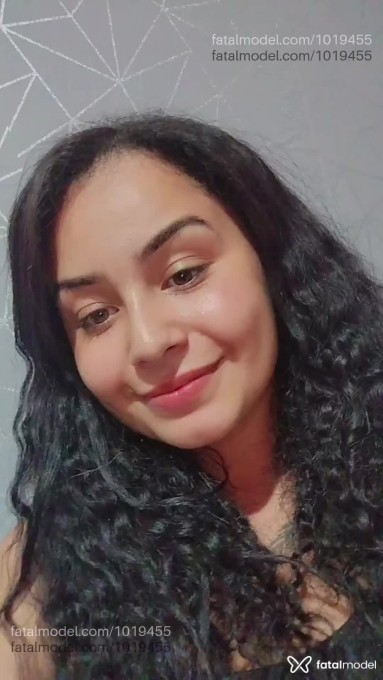 Acompanhante mulher morena (o) de olhos mel em Virtual - Biaah