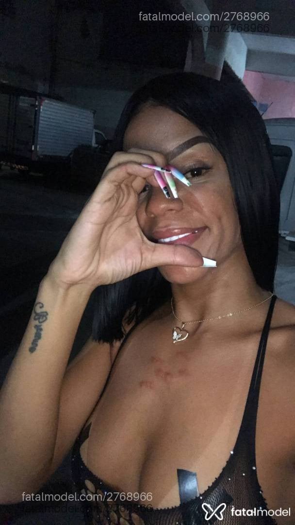 Acompanhante mulher morena (o) de olhos castanhos em Rio de Janeiro - Cacheadaaah