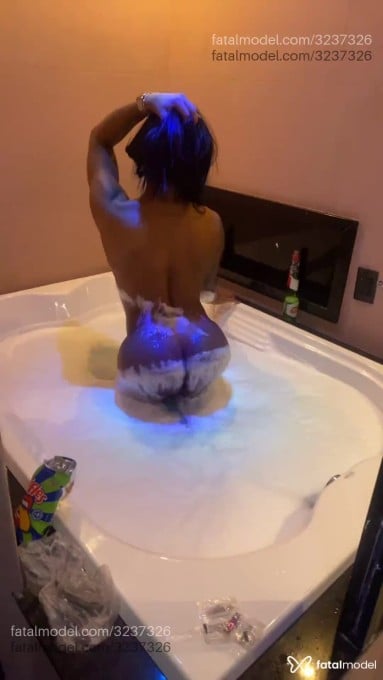 Acompanhante mulher trans morena (o) de olhos castanhos em São Paulo - Bianca Dias