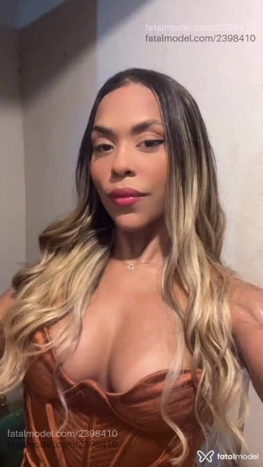 Acompanhante mulher loira (o) de olhos castanhos em Ribas do Rio Pardo Acompanhante mulher loira (o) de olhos castanhos em Ribas do Rio Pardo - Fernanda