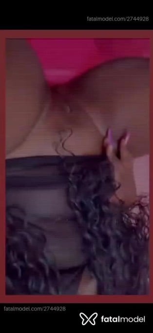 Acompanhante mulher com cabelo castanho de olhos castanhos - Mayte Acompanhante mulher com cabelo castanho de olhos castanhos - Mayte