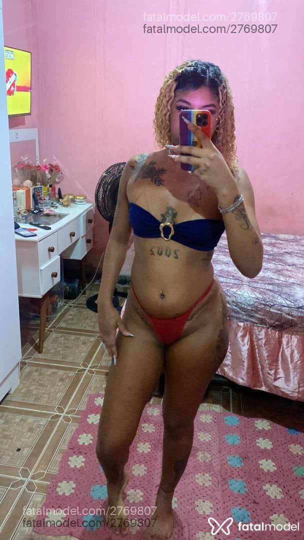 Acompanhante mulher loira (o) de olhos castanhos em Parauapebas - Ester