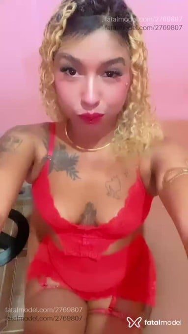 Acompanhante mulher loira (o) de olhos castanhos em Parauapebas - Ester
