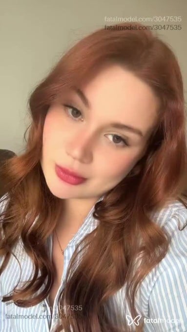 Acompanhante mulher ruiva (o) de olhos mel em Ponta Porã - Aurora Polak