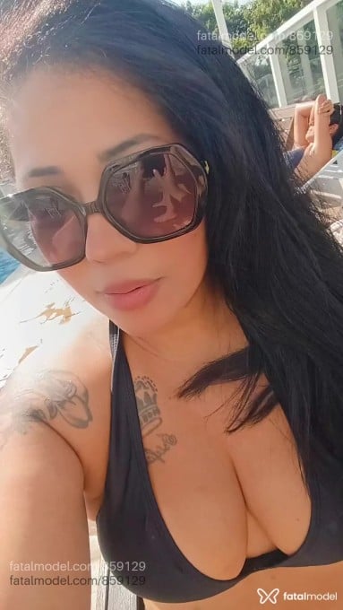 Acompanhante mulher morena (o) de olhos castanhos - Sabrina Acompanhante mulher morena (o) de olhos castanhos - Sabrina