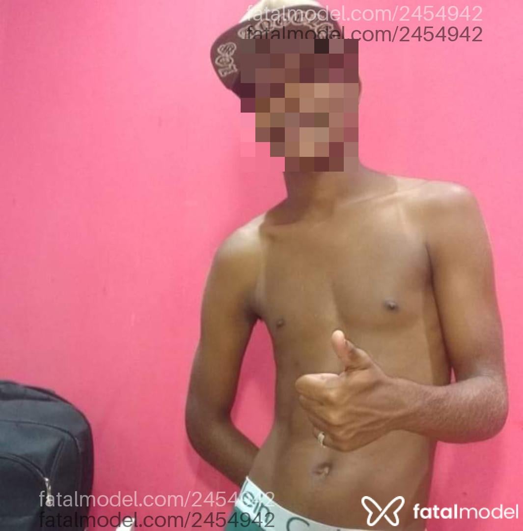 Acompanhante homem morena (o) de olhos castanhos em Belo Horizonte - Filipe Black