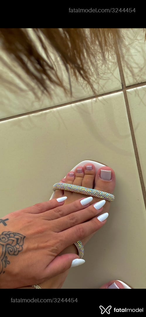Acompanhante mulher com cabelo castanho de olhos castanhos em Curitiba - Cecilia Ramos