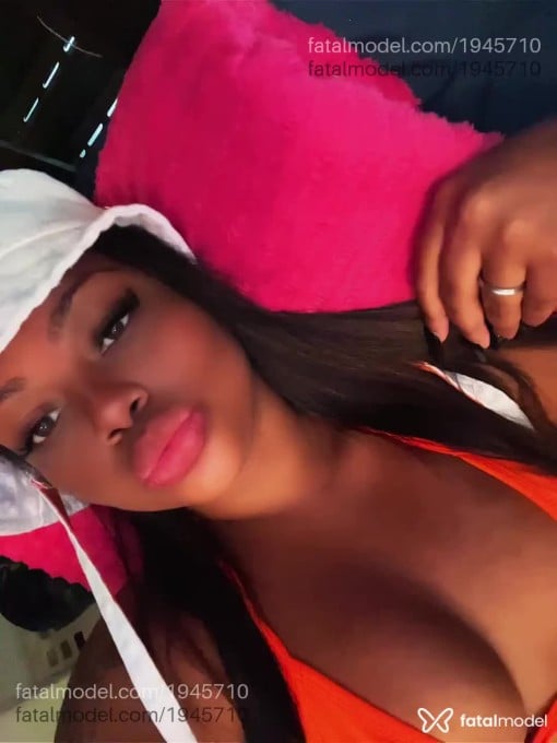 Acompanhante mulher morena (o) de olhos mel em Pontal do Paraná - Yara Bianca