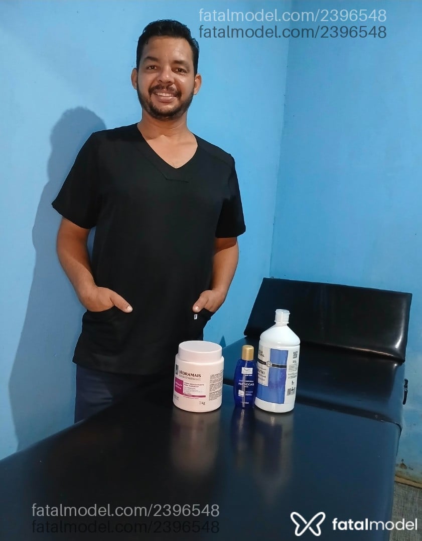 Acompanhante homem com cabelo castanho de olhos castanhos em Campo Grande - Kabert