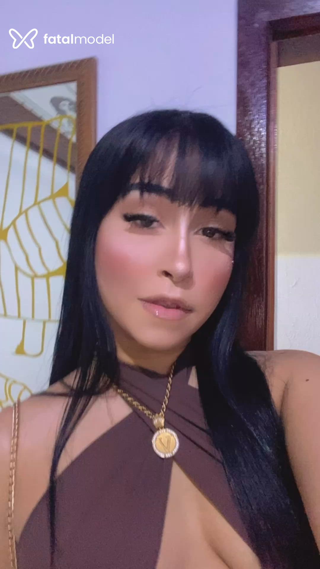 Acompanhante mulher morena (o) de olhos castanhos - Japinhaa
