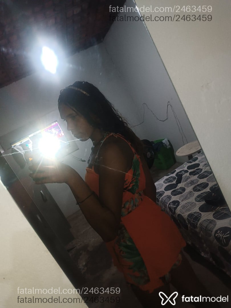 Acompanhante mulher trans com cabelo castanho de olhos pretos em Marabá - Kauanny