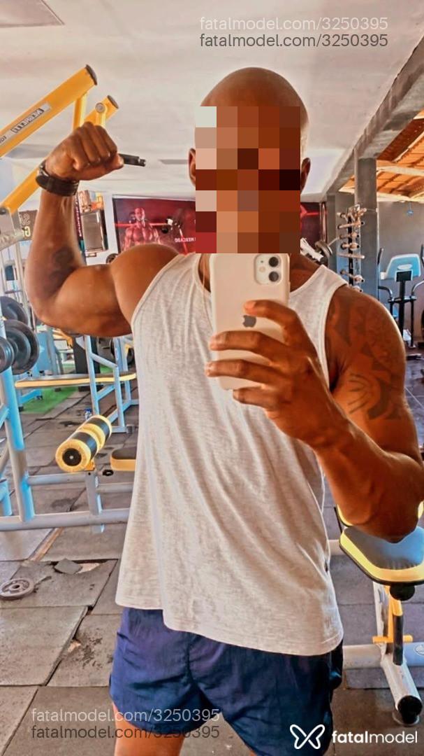 Acompanhante homem morena (o) de olhos pretos em Salvador - Ébano
