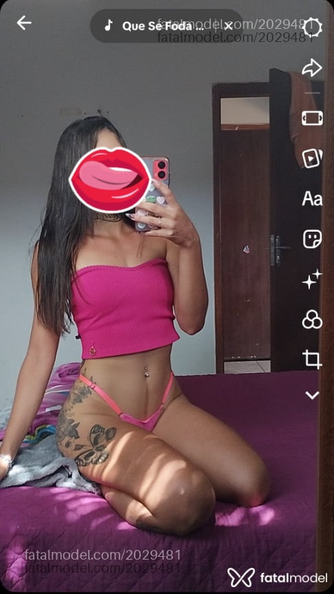 Acompanhante mulher com cabelo castanho de olhos verdes em Rondonópolis Acompanhante mulher com cabelo castanho de olhos verdes em Rondonópolis - Sanny