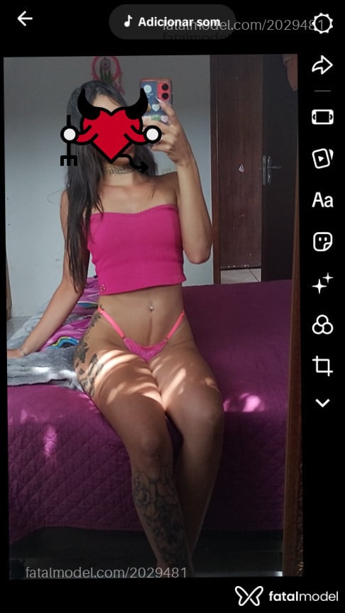 Acompanhante mulher com cabelo castanho de olhos verdes em Rondonópolis Acompanhante mulher com cabelo castanho de olhos verdes em Rondonópolis - Sanny