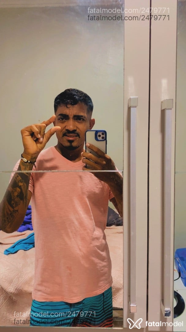 Acompanhante homem morena (o) de olhos castanhos - Jamzinho