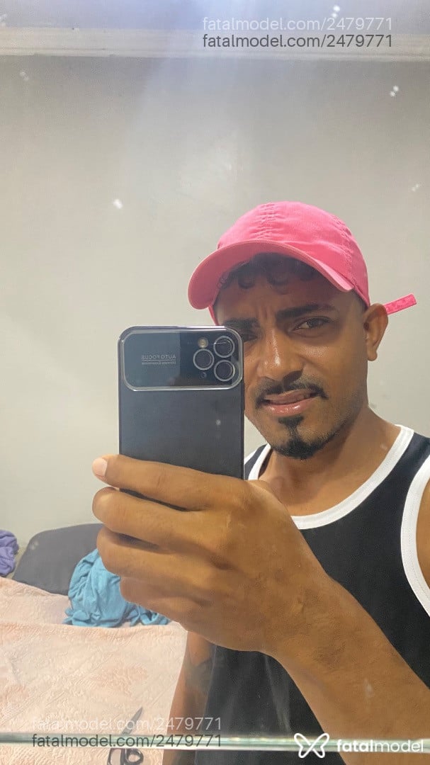 Acompanhante homem morena (o) de olhos castanhos - Jamzinho