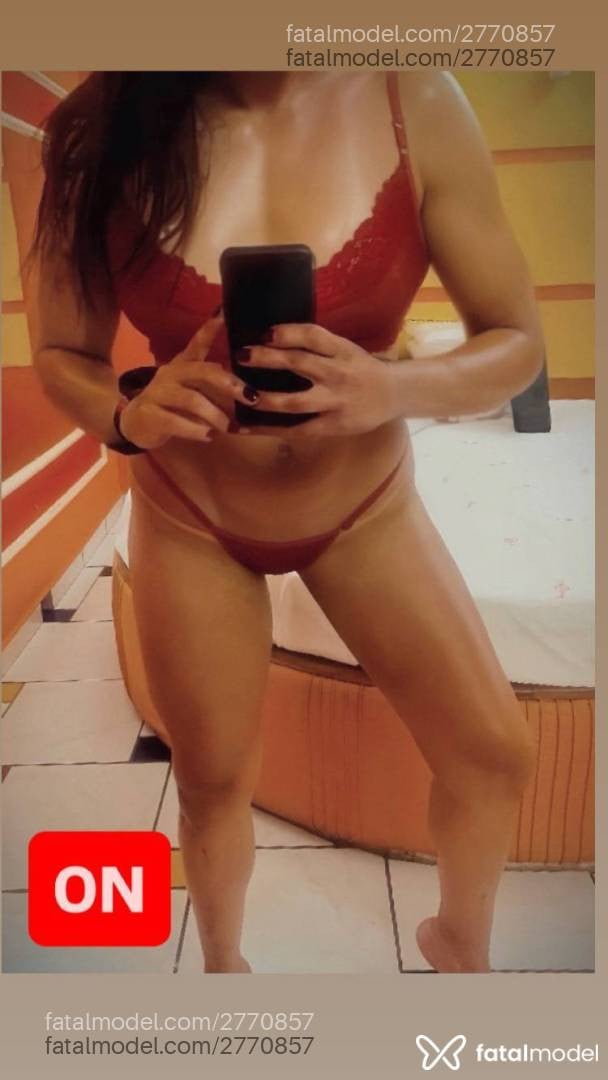 Acompanhante mulher morena (o) de olhos pretos em Dracena - Cléohot