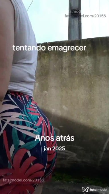 Acompanhante mulher loira (o) de olhos mel em Guaratuba - Camila branca