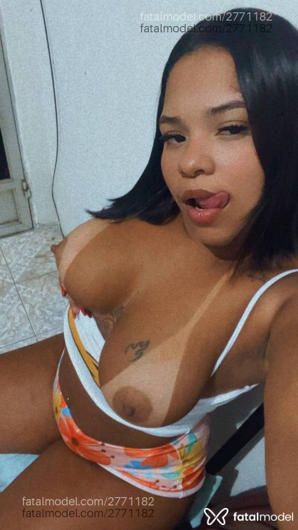 Acompanhante mulher com cabelo castanho de olhos pretos em Angra dos Reis - Ísis
