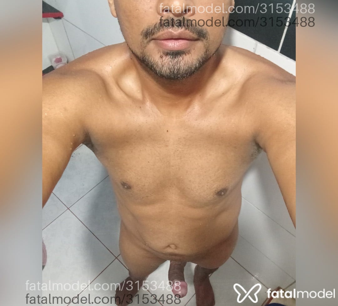 Acompanhante homem morena (o) de olhos pretos em Porto Velho - Fênix