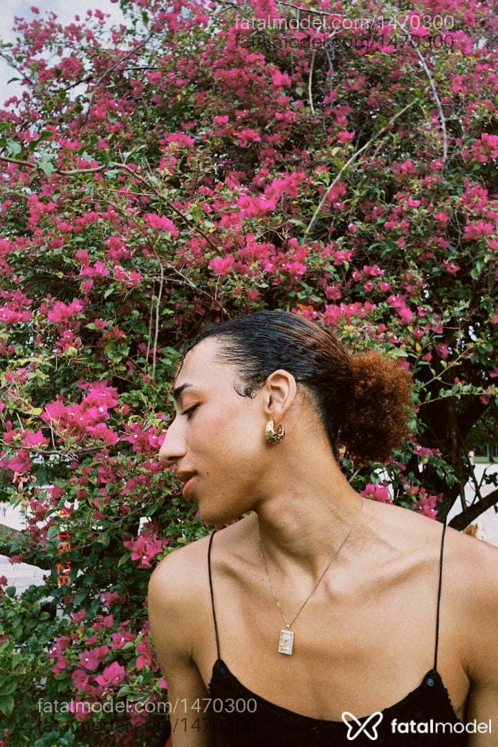 Acompanhante mulher trans morena (o) de olhos castanhos em Porto Alegre Acompanhante mulher trans morena (o) de olhos castanhos em Porto Alegre - Jasmin Haara
