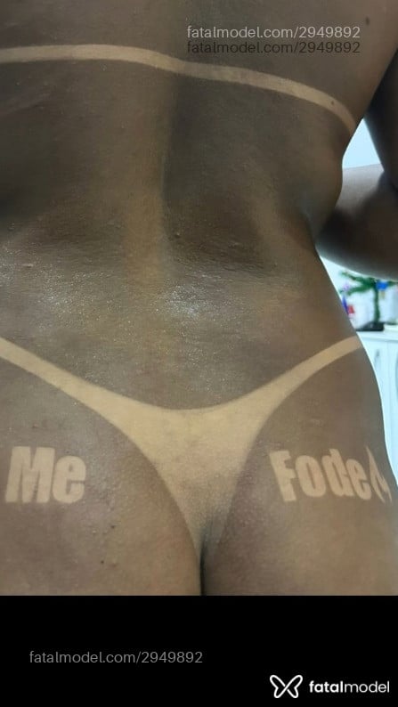 Acompanhante mulher ruiva (o) de olhos castanhos em Goiânia - Morenafatal
