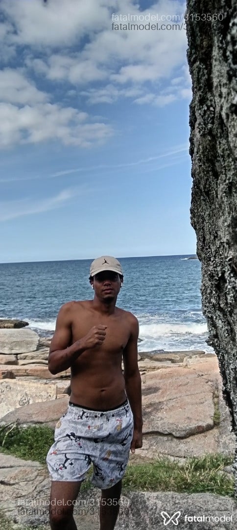 Acompanhante homem morena (o) de olhos castanhos em Rio das Ostras Acompanhante homem morena (o) de olhos castanhos em Rio das Ostras - Gael Junior