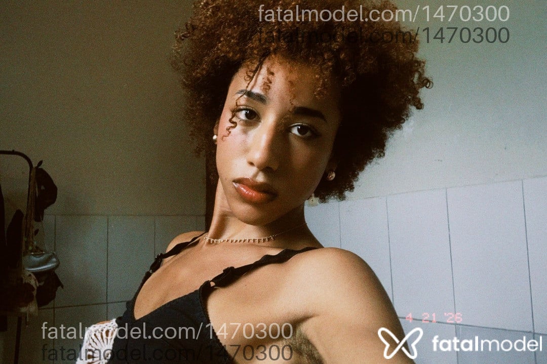 Acompanhante mulher trans morena (o) de olhos castanhos em Porto Alegre Acompanhante mulher trans morena (o) de olhos castanhos em Porto Alegre - Jasmin Haara