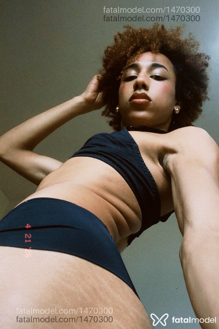 Acompanhante mulher trans morena (o) de olhos castanhos em Porto Alegre Acompanhante mulher trans morena (o) de olhos castanhos em Porto Alegre - Jasmin Haara