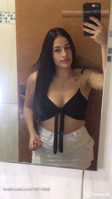 Acompanhante mulher morena (o) de olhos castanhos em Siqueira Campos Acompanhante mulher morena (o) de olhos castanhos em Siqueira Campos - Yasmin