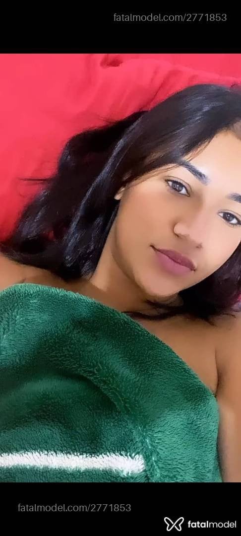 Acompanhante mulher morena (o) de olhos pretos - Melissa Oliveira
