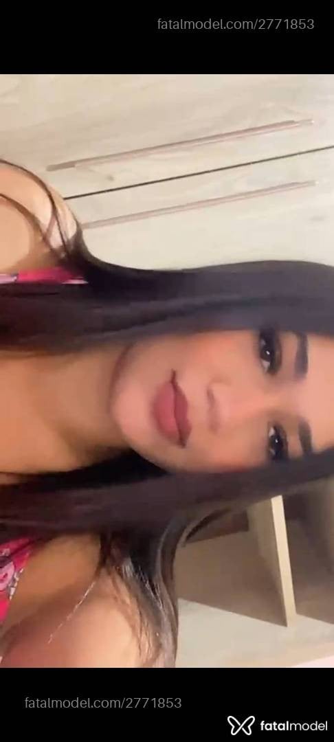 Acompanhante mulher morena (o) de olhos pretos - Melissa Oliveira