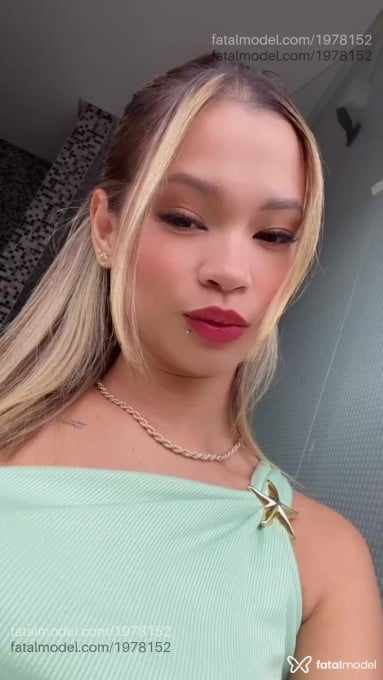 Acompanhante mulher com cabelo castanho de olhos castanhos em Boa Vista - Luana
