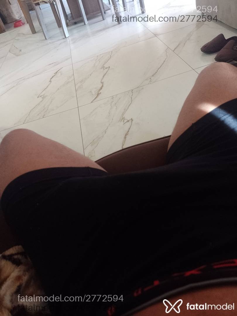 Acompanhante homem morena (o) de olhos castanhos em Governador Celso Ramos - Souza