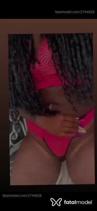 Acompanhante mulher com cabelo castanho de olhos castanhos - Mayte Acompanhante mulher com cabelo castanho de olhos castanhos - Mayte